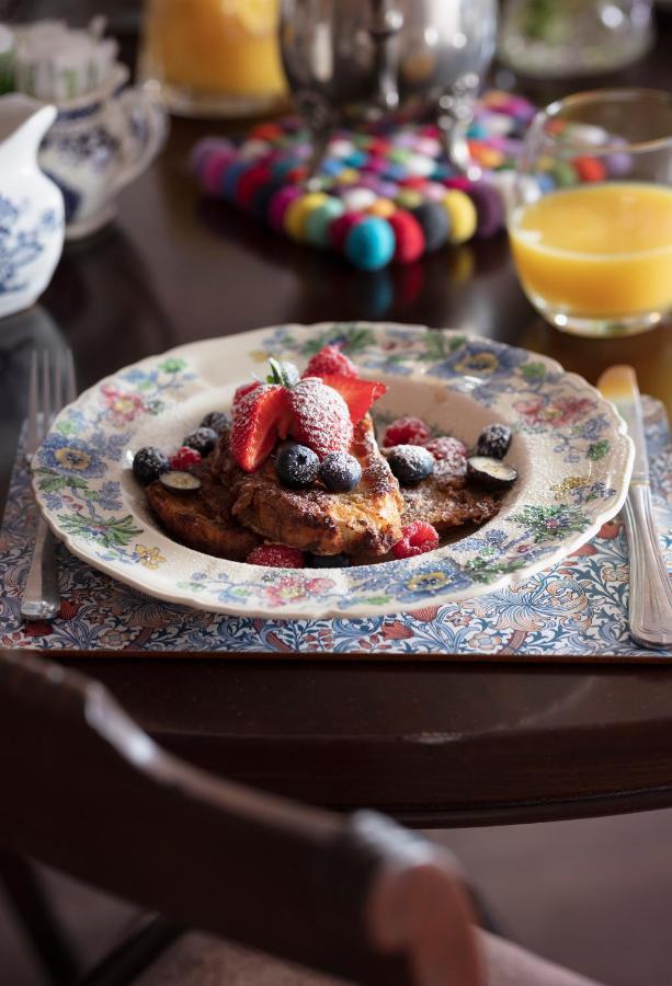 ケンメア Bridge Street Townhouse Bed & Breakfast エクステリア 写真
