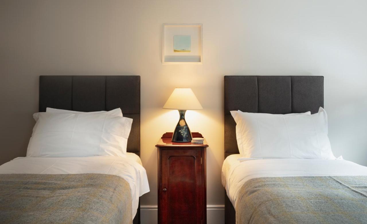 ケンメア Bridge Street Townhouse Bed & Breakfast エクステリア 写真