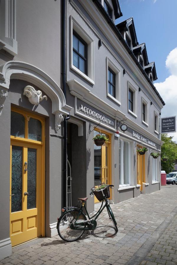 ケンメア Bridge Street Townhouse Bed & Breakfast エクステリア 写真